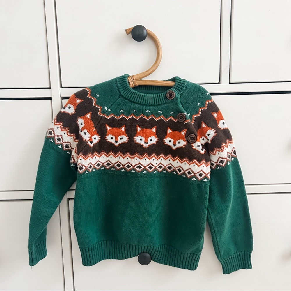 Green Sweater with Fox Pattern